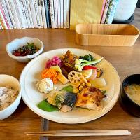 nogi にて  友とお昼のランチを